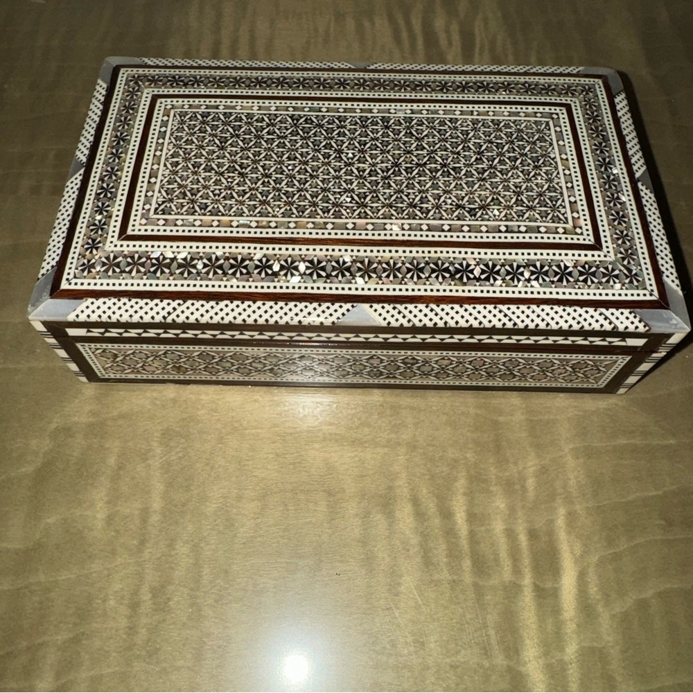 Moorish Handcrafted Middle Eastern Mosaic Inlaid Decorative Hinged Box